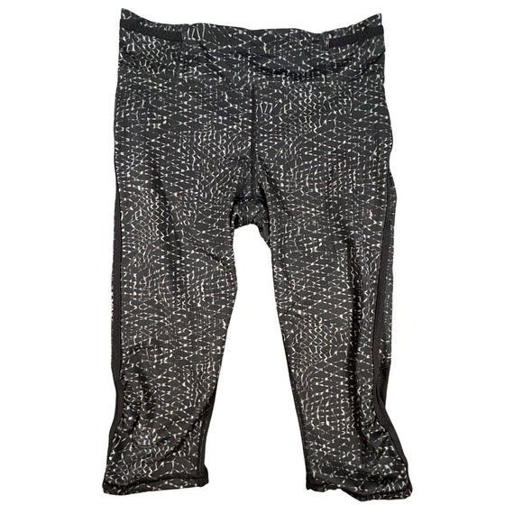 lululemon athletica Pants - Lululemon Real Quick Crop Leggings 8 Samba Snake Battleship Blk Wht Yoga‎  Capri